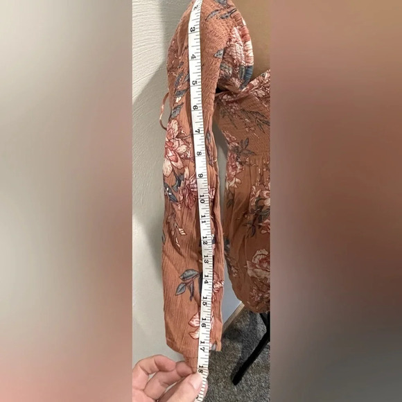 Billabong size xs off shoulder floral shirt - Picture 7 of 10